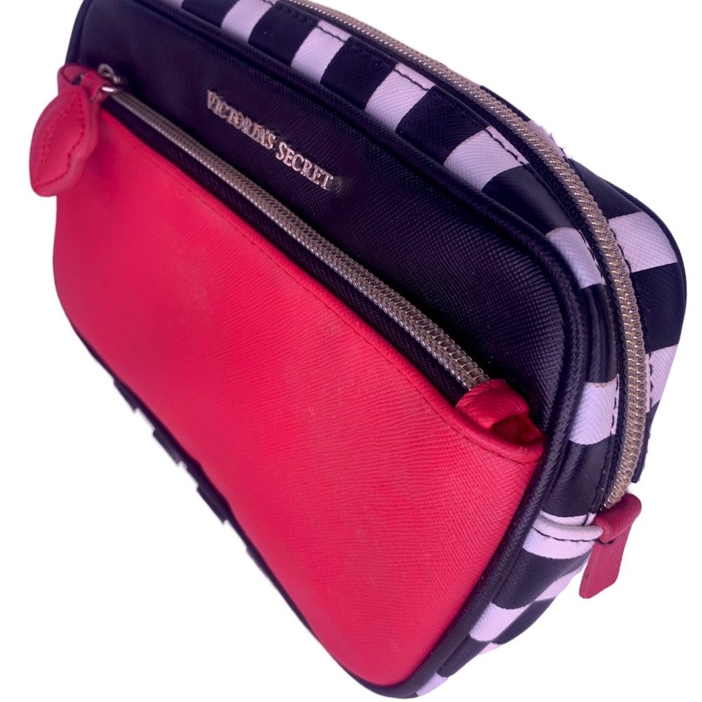 Victoria's Secret Love Red Large Cosmetic Bag Wristlet - Picture 5 of 8